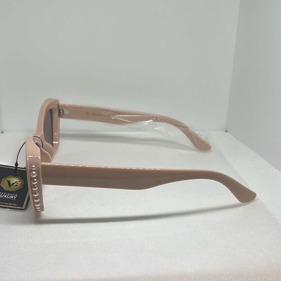 VG Women’s Cat Eye Sunglasses - Picture 2 of 3